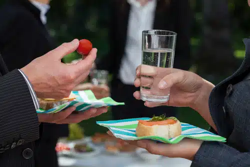 4 corporate party ideas to make your event a success